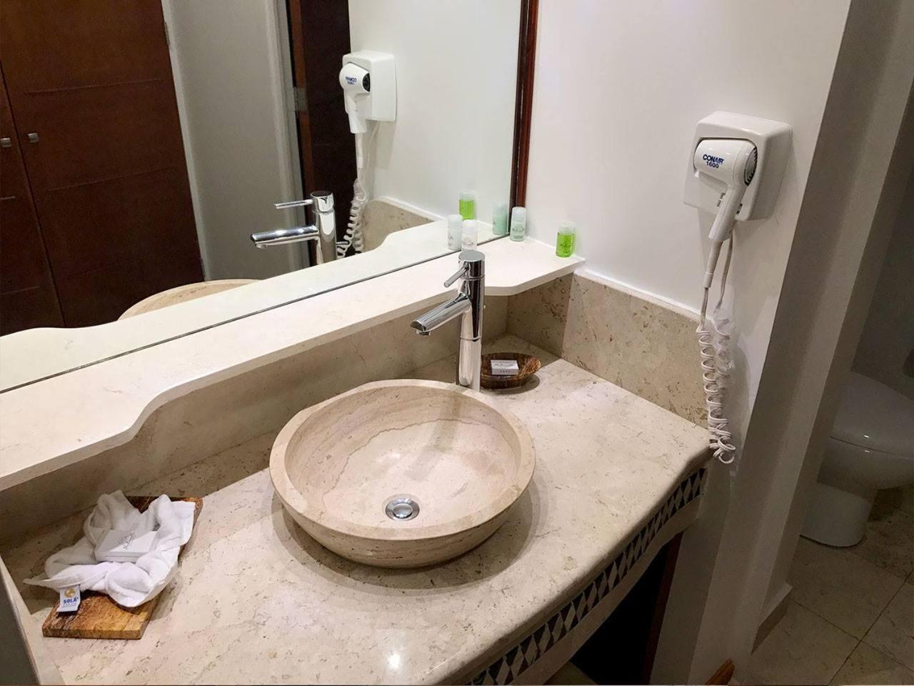 Hotel Malinalli هوامانتلا المظهر الخارجي الصورة